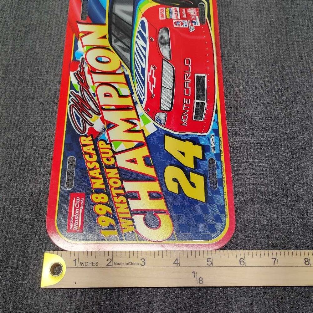1998 Jeff Gordon #24 NASCAR Winston Cup Champion Monte Carlo Plastic Plate - Picture 4 of 7